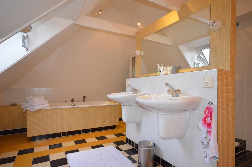 Bloemenhoeve Bed and Breakfast Birdaard Εξωτερικό φωτογραφία